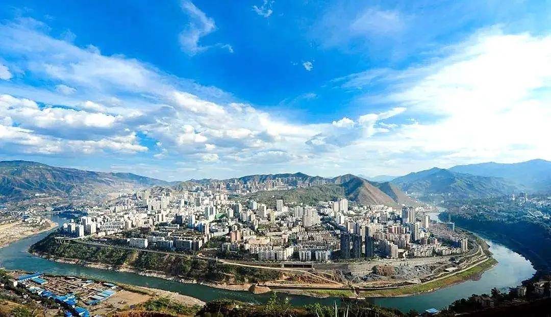 四川印象，多彩土地的解说之旅